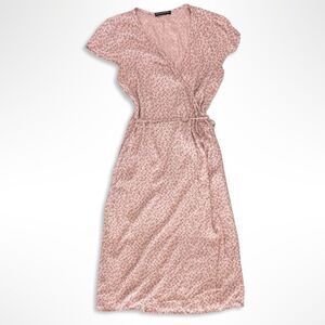 Brandy Melville Robbie Wrap Midi Dress in Pink Floral, OS, Soft Cottagecore